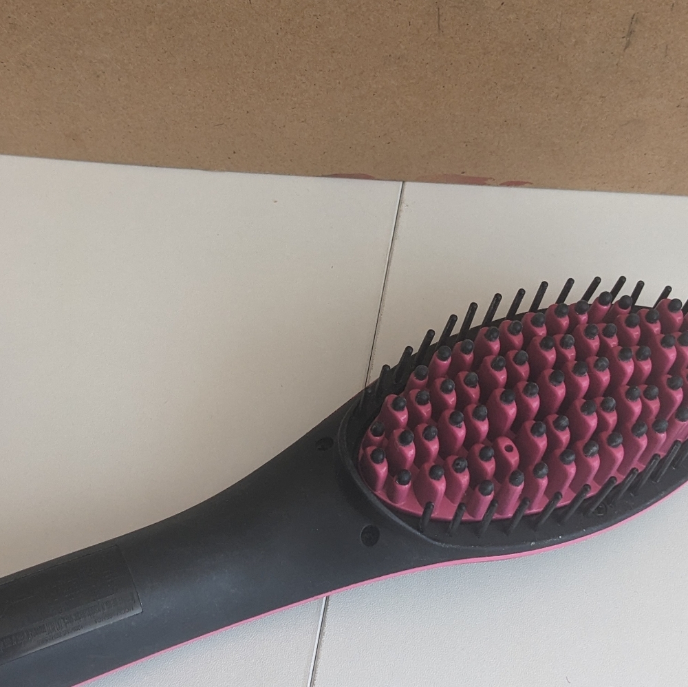 Simply Straight Brush